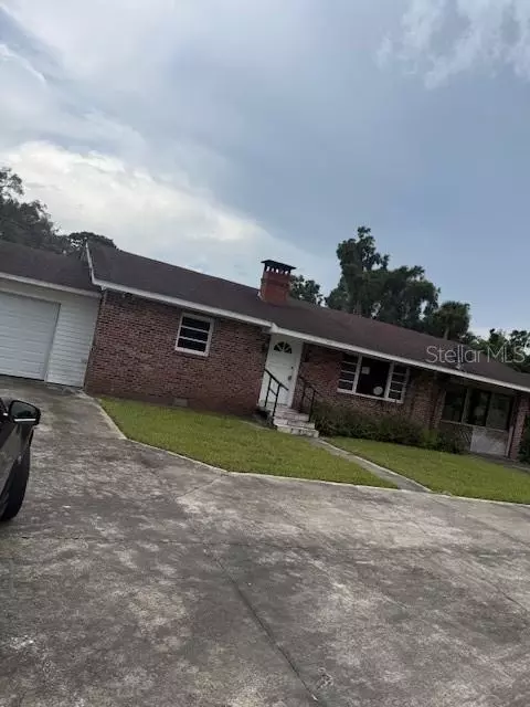 1921 Glenwood Rd, Deland, FL 32720