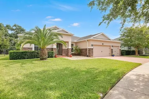 105 E Cherry Pl, Deland, FL 32724