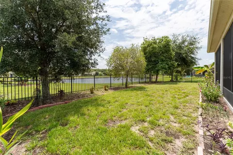 Exterior - 3331 Sagebrush St, Harmony, FL 34773 photo 4 of 7
