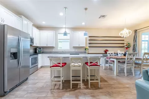 Kitchen - 3331 Sagebrush St, Harmony, FL 34773 photo 5 of 6