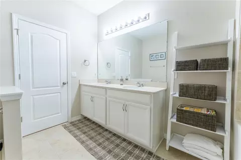 Bath - 3331 Sagebrush St, Harmony, FL 34773 photo 4 of 4