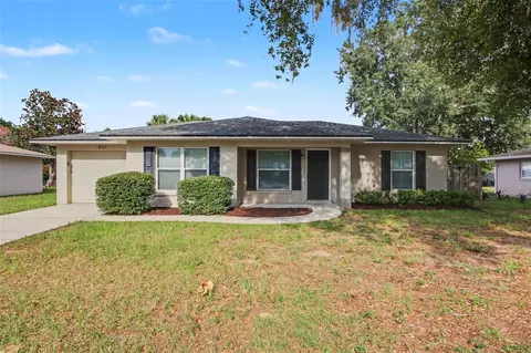 450 Park Glen Dr, Tavares, FL 32778