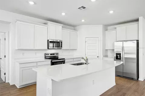 Kitchen - 2265 Hamden Way, Mount Dora, FL 32757 photo 3 of 8