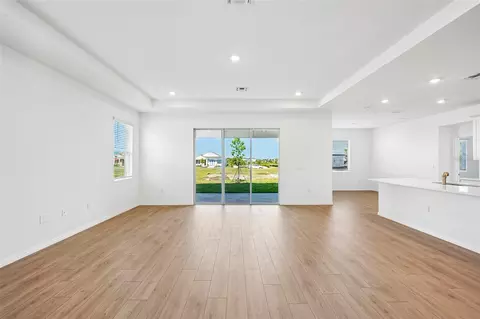 Living - 2265 Hamden Way, Mount Dora, FL 32757 photo 2 of 14