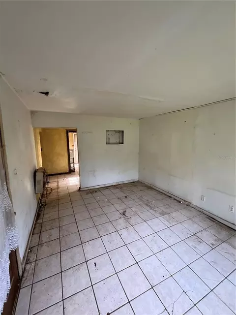 Living - 265 13th Ave, Ocoee, FL 34761 photo 2 of 2