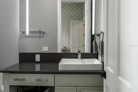 Bath - 6719 Valhalla Way, Windermere, FL 34786 photo 4 of 6