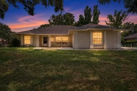 11648 Grand Bay Blvd, Clermont, FL 34711