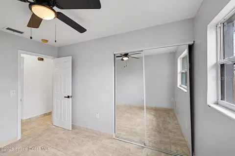 Bedroom - 2292 Lakeview Dr, Melbourne, FL 32935 photo 2 of 3