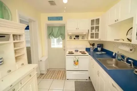 121 Laurie Dr, Ormond Beach, FL 32176 photo 7