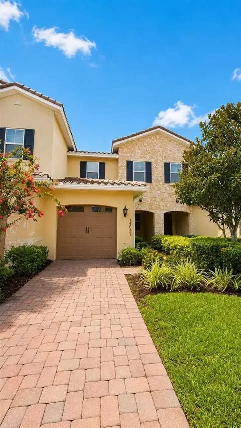 14051 Helsby St, Orlando, FL 32832