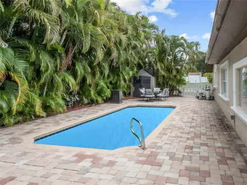 Exterior - 14331 Apache Ave, Largo, FL 33774 photo 7 of 7