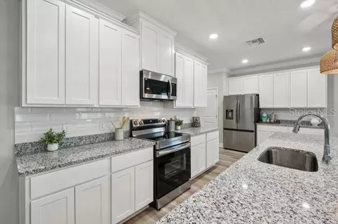 Kitchen - 1421 Meredith Dr, Spring Hill, FL 34608 photo 1 of 2