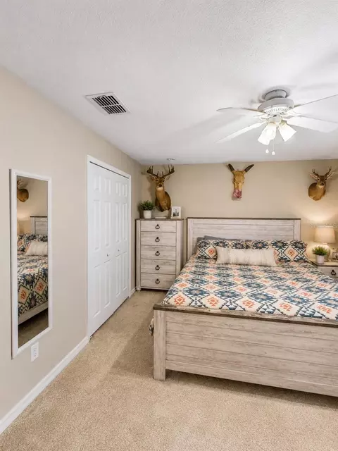 Bedroom - 40320 W 2nd Ave, Umatilla, FL 32784 photo 1 of 2