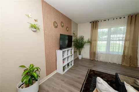 Living - 263 Emerald Rd, Ocala, FL 34472 photo 1 of 7
