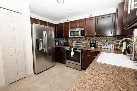 Kitchen - 263 Emerald Rd, Ocala, FL 34472 photo 1 of 4
