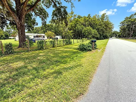 7830 SW 19th Pl, Ocala, FL 34474 photo 2