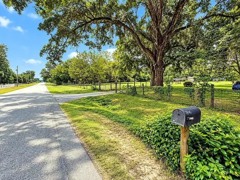 7830 SW 19th Pl, Ocala, FL 34474 photo 4
