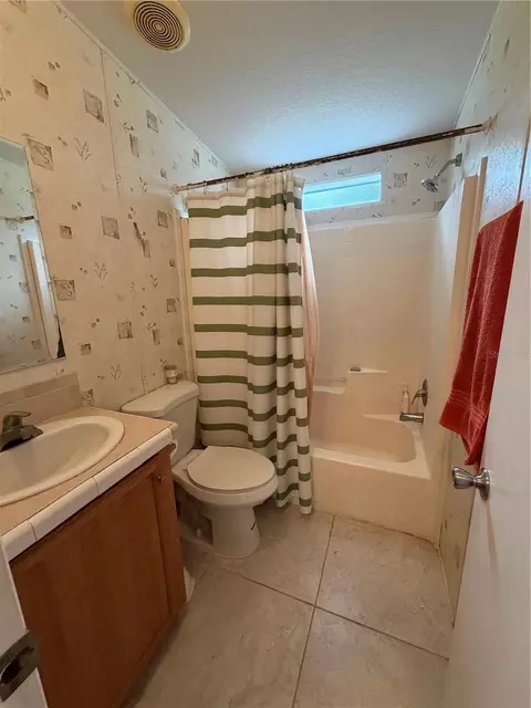 Bath - 7830 SW 19th Pl, Ocala, FL 34481 photo 5 of 5