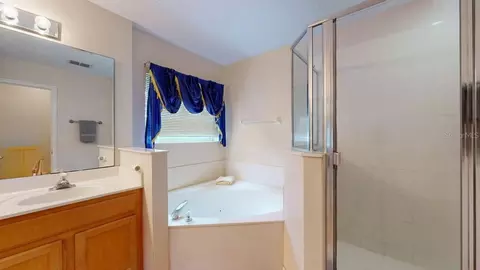 Bath - 2108 Ancient Oak Dr, Ocoee, FL 34761 photo 6 of 6