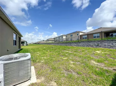 Exterior - 276 Sofia Ln, Lake Alfred, FL 33850 photo 3 of 5