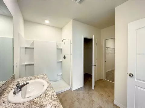 Bath - 276 Sofia Ln, Lake Alfred, FL 33850 photo 5 of 5