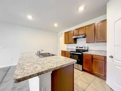 Kitchen - 276 Sofia Ln, Lake Alfred, FL 33850 photo 4 of 4