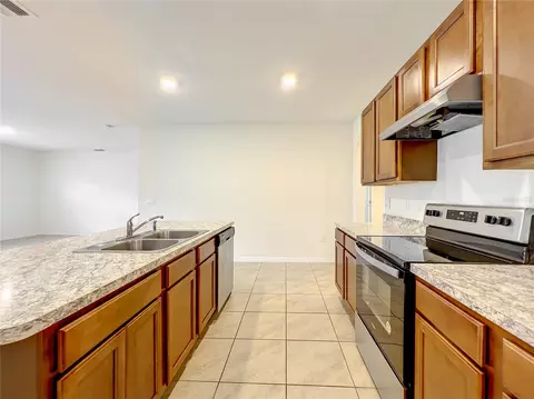 Kitchen - 276 Sofia Ln, Lake Alfred, FL 33850 photo 3 of 4