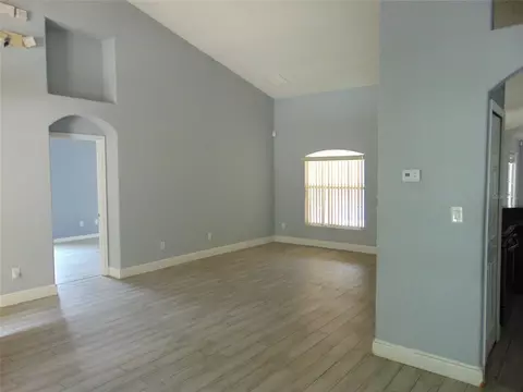 Living - 3126 Samosa Hill Cir, Clermont, FL 34714 photo 2 of 8