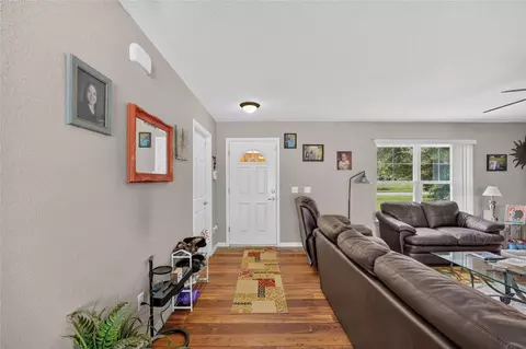 Entry Way - 38 Juniper Loop Ct, Ocala, FL 34480 photo 2 of 3