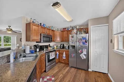 Kitchen - 38 Juniper Loop Ct, Ocala, FL 34480 photo 3 of 4