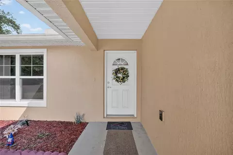 Entry Way - 38 Juniper Loop Ct, Ocala, FL 34480 photo 3 of 3