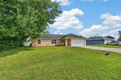 Exterior - 38 Juniper Loop Ct, Ocala, FL 34480 photo 5 of 6