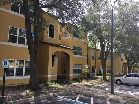 4512 Commander Dr #1725, Orlando, FL 32822