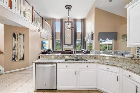 Kitchen - 84 Braelock Dr, Ocoee, FL 34761 photo 2 of 2