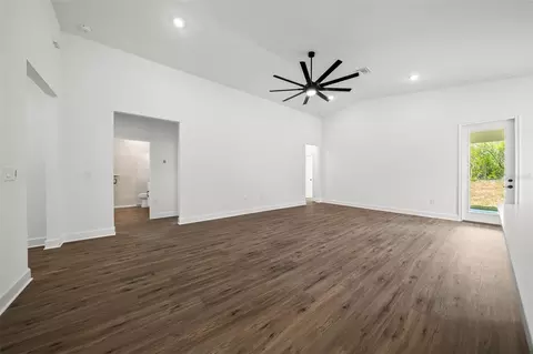 Living - 10153 Lynnhaven Rd, Spring Hill, FL 34608 photo 2 of 5