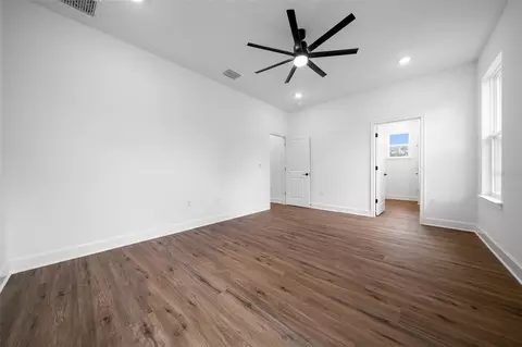Bedroom - 10153 Lynnhaven Rd, Spring Hill, FL 34608 photo 1 of 8