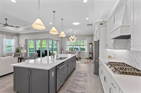 Kitchen - 2865 Cherry Blossom Loop, Saint Cloud, FL 34771 photo 3 of 5