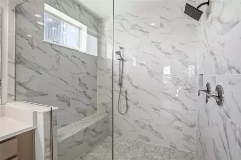 Bath - 5170 Buttonsage, Saint Cloud, FL 34772 photo 6 of 6