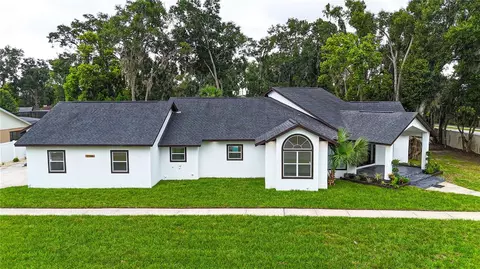2286 Lake Francis Dr, Apopka, FL 32712