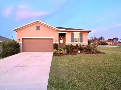 2451 Spring Breeze Dr, Leesburg, FL 34748