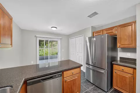 Kitchen - 3328 Hamlet Loop, Winter Park, FL 32792 photo 2 of 4