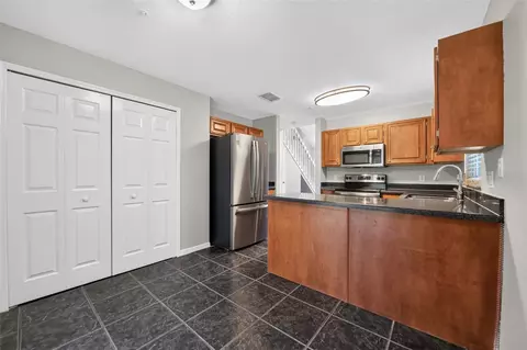 Kitchen - 3328 Hamlet Loop, Winter Park, FL 32792 photo 1 of 4
