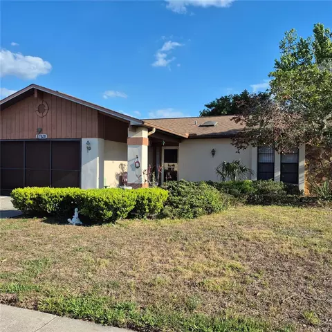 7828 Royal Stewart Dr, New Port Richey, FL 34653