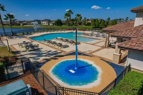 Exterior - 13222 Moss Grass Way, Riverview, FL 33579 photo 10 of 11