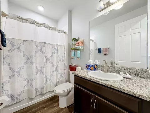 Bath - 13222 Moss Grass Way, Riverview, FL 33579 photo 1 of 6