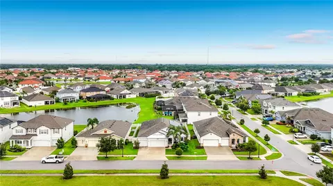View/Area - 13222 Moss Grass Way, Riverview, FL 33579 photo 2 of 3