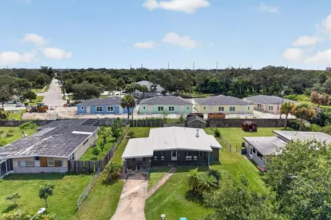 View/Area - 1865 Cedarwood Dr, Melbourne, FL 32935 photo 1 of 7