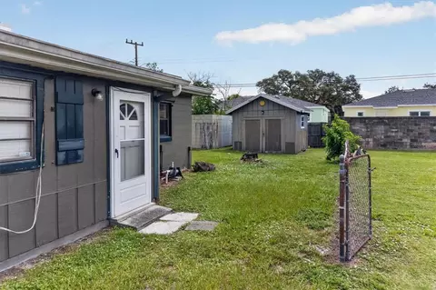 Exterior - 1865 Cedarwood Dr, Melbourne, FL 32935 photo 3 of 8