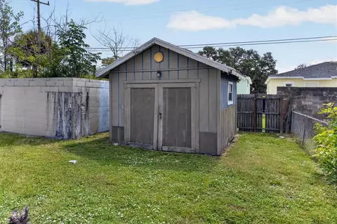 Exterior - 1865 Cedarwood Dr, Melbourne, FL 32935 photo 6 of 8