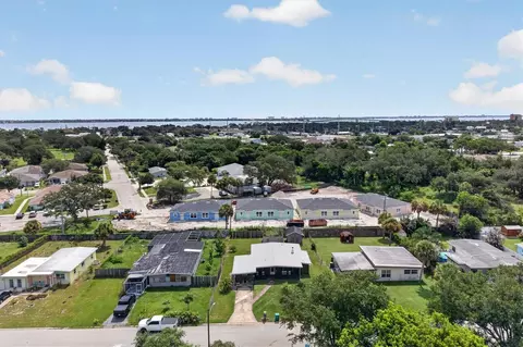 View/Area - 1865 Cedarwood Dr, Melbourne, FL 32935 photo 3 of 7